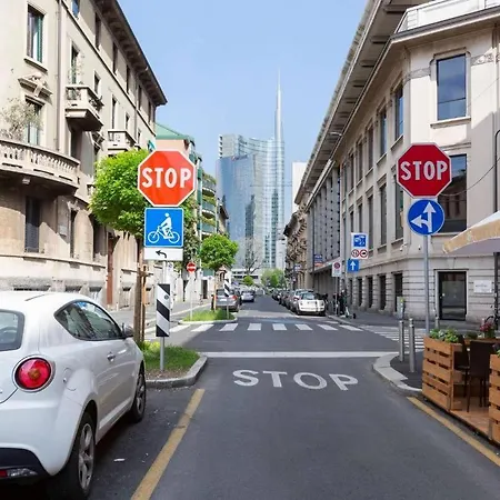 Comfort Suites Garibaldi Milan Exterior photo