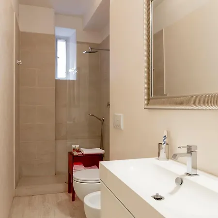 Comfort Suites Garibaldi Milan Room photo